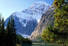 皇冠体育：乒乓球——全运会（成年组）资格赛混双：袁励岑／王艺迪胜宋卓衡／金梦妍.